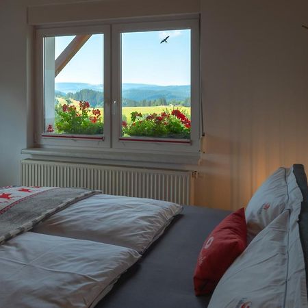 Ferienwohnung FUCHSBAU im EG des Ferienhauses Falkenhöhe Oberweißbach Exterior foto