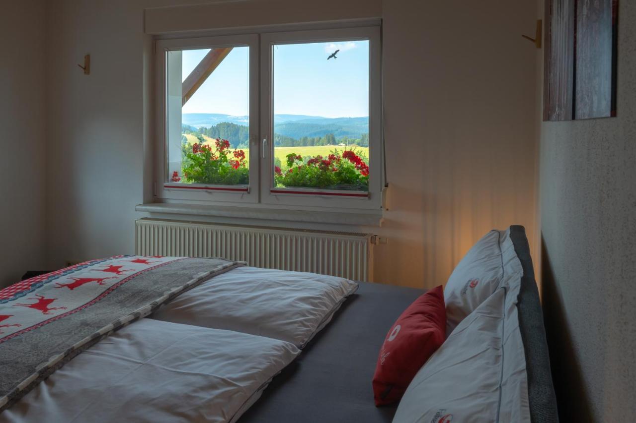 Ferienwohnung FUCHSBAU im EG des Ferienhauses Falkenhöhe Oberweißbach Exterior foto