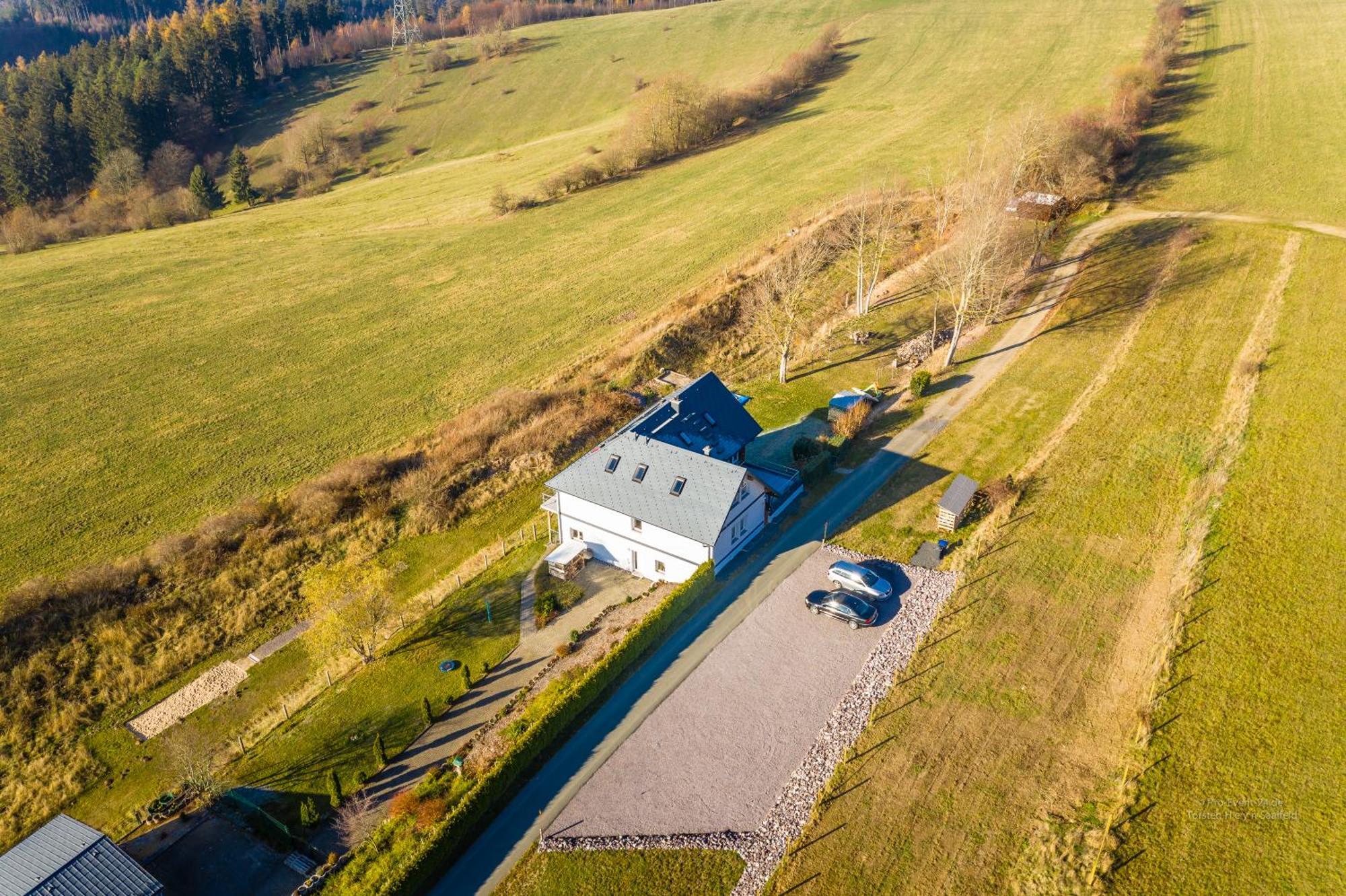 Ferienwohnung FUCHSBAU im EG des Ferienhauses Falkenhöhe Oberweißbach Exterior foto